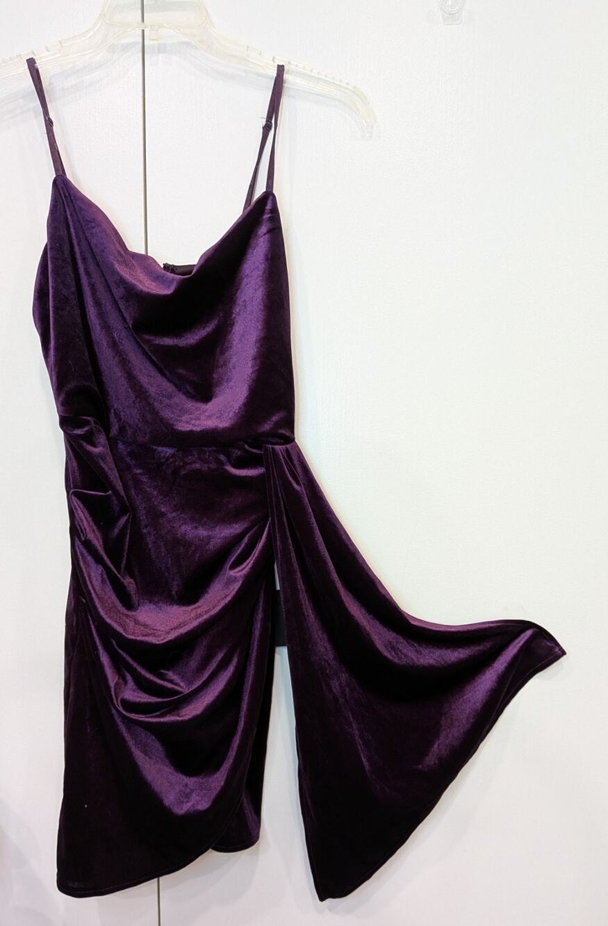 NWT Prom Dress Lulus Living it Luxe Dark Purple Velvet Tulip Mini Medium Dance